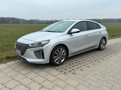 Gebraucht Hyundai Ioniq Premium 141 PS (103 kW) 2017 Silber Kleinwagen