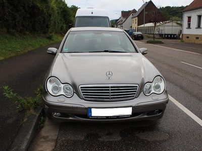 Mercedes C240