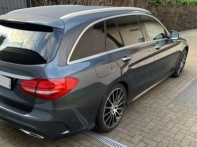 Gebraucht Mercedes C200 AMG 136 PS (100 kW) 2015 Grau Kombi