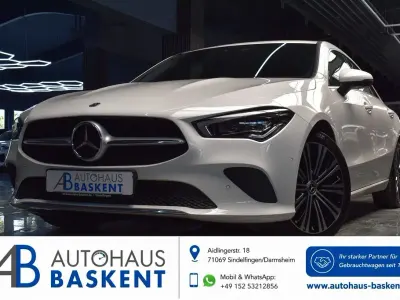 Gebraucht Mercedes CLA220 190 PS (139 kW) 2022 Weiß Limousine