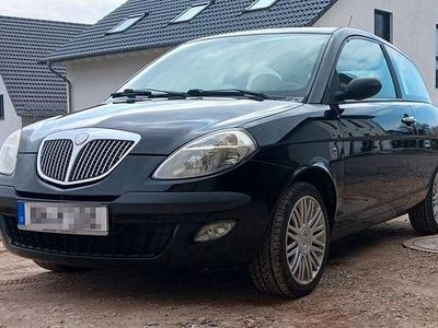 Gebraucht Lancia Ypsilon 80 PS (58 kW) 2006 Schwarz Kleinwagen