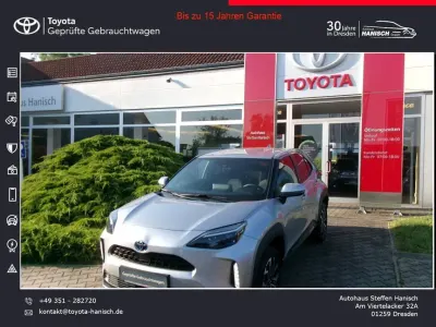 Gebraucht Toyota Yaris Cross Team 116 PS (85 kW) 2023 Silber SUV