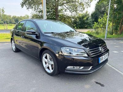 Schwarz Gebraucht 2011 VW Passat Comfortline Limousine | 5.600 € (Fairer Preis)