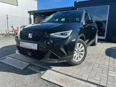 Używany Seat Arona Style 110 KM (80 kW) 2022 Czarny SUV