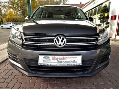 Gebraucht VW Tiguan Trendline 110 PS (80 kW) 2016 Grau metallic SUV