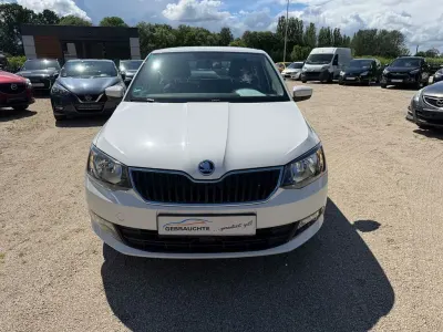 Gebraucht Skoda Fabia Ambition 90 PS (66 kW) 2017 Weiß Limousine