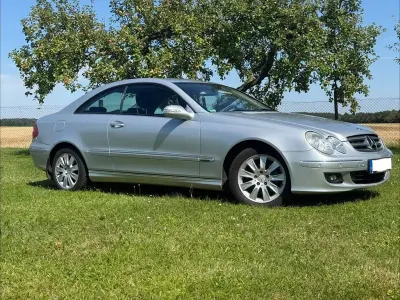 Gebraucht Mercedes CLK200 163 PS (119 kW) 2007 Silber Coupé