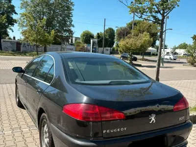 Gebraucht Peugeot 607 133 PS (97 kW) 2003 Schwarz Limousine