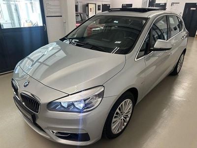 Gebraucht BMW 220 Active Tourer Advantage 192 PS (141 kW) 2015 Silber Van / Kleinbus