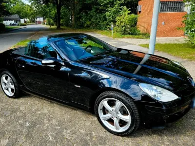 Gebraucht Mercedes SLK200 168 PS (123 kW) 2007 Schwarz Cabrio