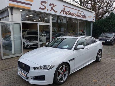 Gebraucht Jaguar XE R-Sport 163 PS (119 kW) 2015 Weiß Limousine