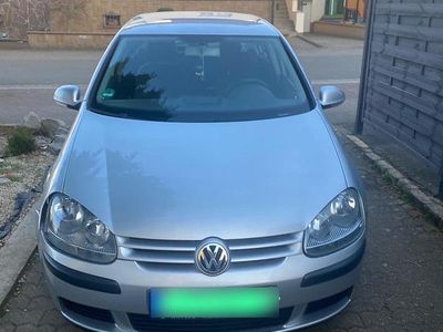 Gebraucht VW Golf IV Trendline 90 PS (66 kW) 2004 Grau Limousine