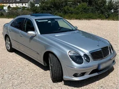 Gebraucht Mercedes E220 170 PS (125 kW) 2005 Silber Limousine