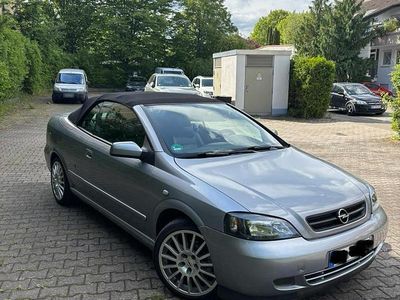 Gebraucht Opel Astra Cabriolet 147 PS (108 kW) 2004 Silber Cabrio