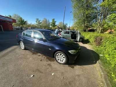 Używany BMW 320 143 KM (105 kW) 2007 Niebieski Sedan/Limuzyna