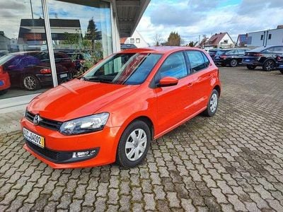 Gebraucht VW Polo 75 PS (55 kW) 2013 Orange Kleinwagen