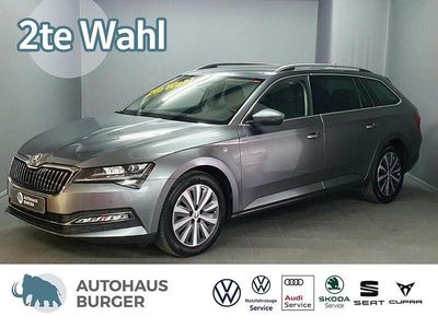 Second-hand Skoda Superb Style 200 CP (147 kW) 2023 Gri Break