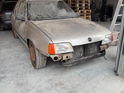 Gebraucht Opel Kadett 60 PS (44 kW) 1990 Gold Kleinwagen
