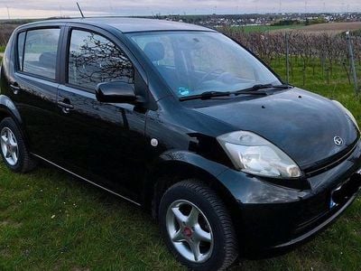 Gebraucht Daihatsu Sirion 87 PS (63 kW) 2007 Schwarz Kleinwagen