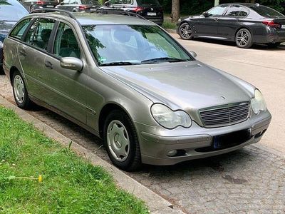 Mercedes C180