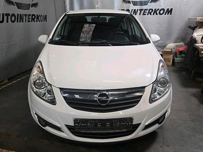 Gebraucht Opel Corsa 80 PS (58 kW) 2009 Weiß Kleinwagen