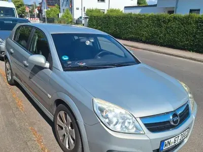 Gebraucht Opel Signum Cosmo 140 PS (102 kW) 2008 Grau Kleinwagen