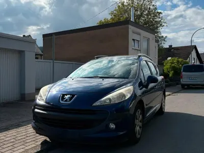 Gebraucht Peugeot 207 95 PS (69 kW) 2008 Blau Kombi