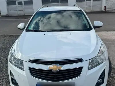 Second-hand Chevrolet Cruze 163 CP (119 kW) 2013 Alb Break