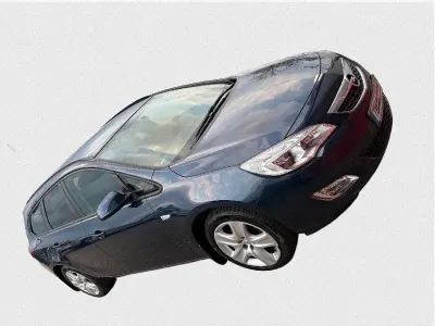 Gebraucht Opel Astra 116 PS (85 kW) 2011 Blau Kombi