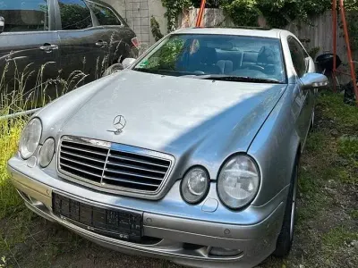 Używany Mercedes CLK230
