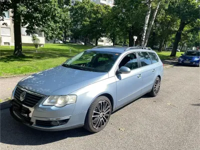 Usata VW Passat 140 CV (102 kW) 2009 Blu Berlina