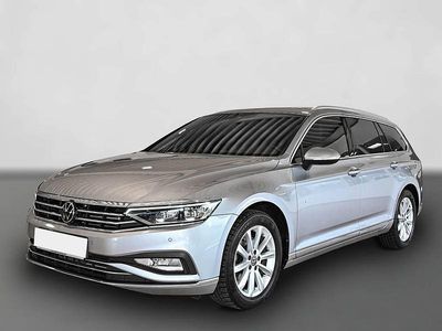 Silber Gebraucht 2024 VW Passat Elegance Kombi | 36.935 € (Teuer)