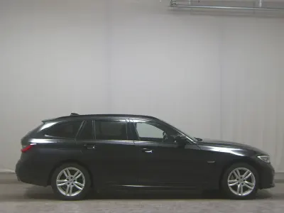Usata BMW 330e M Sport 292 CV (214 kW) 2022 Nero Station wagon