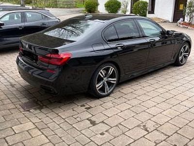 BMW 730