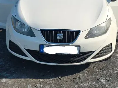 Gebraucht Seat Ibiza SC Ecomotive 75 PS (55 kW) 2012 Weiß Kleinwagen