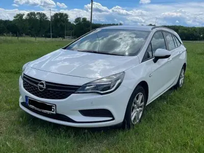 Gebraucht Opel Astra 105 PS (77 kW) 2016 Weiß Kombi