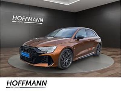 Gebraucht Audi RS3 Exclusive 400 PS (294 kW) 2025 Braun (ipanemabraun metallic) Limousine