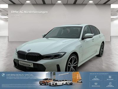 BMW 330e