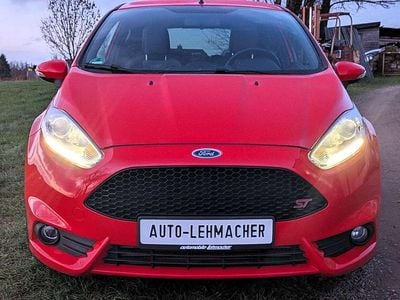 Używany Ford Fiesta ST 182 KM (133 kW) 2016 Czerwony Hatchback
