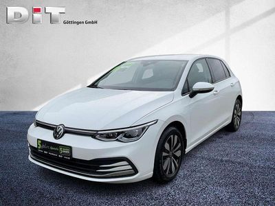 Gebraucht VW Golf VIII Move 116 PS (85 kW) 2023 Oryxweiß perlmutteffekt Limousine