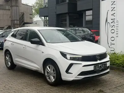 Usado Opel Grandland X Elegance 131 HP (96 kW) 2023 Branco SUV