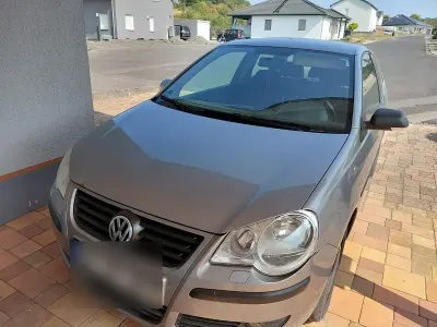 Gebraucht VW Polo 63 PS (46 kW) 2007 Silber Kleinwagen