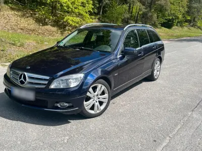Używany Mercedes C250 204 KM (150 kW) 2011 Niebieski Kombi