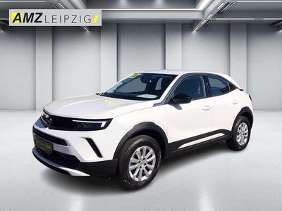Gebraucht Opel Mokka Enjoy 131 PS (96 kW) 2023 Lack weiss banquise/typ aussen SUV