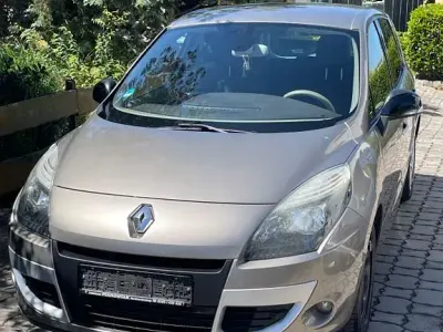 Gebraucht Renault Scénic III Dynamique 131 PS (96 kW) 2011 Beige Van / Kleinbus