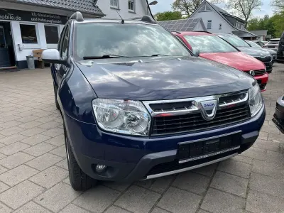 Używany Dacia Duster Lauréate 105 KM (77 kW) 2011 Niebieski SUV