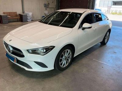 Mercedes CLA200