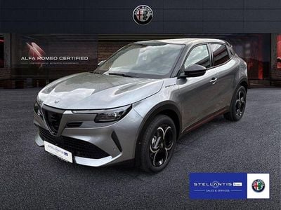 Schwarz Neu 2025 Alfa Romeo Junior Edizione Speciale SUV | 34.099 €