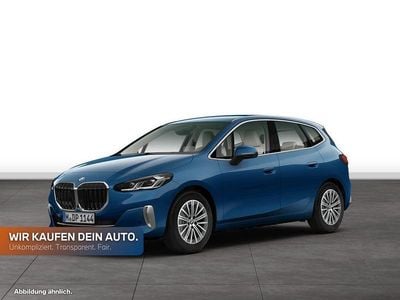 Gebraucht BMW 220 Active Tourer Comfort Edition 150 PS (110 kW) 2025 Phytonicblau metallic Van / Kleinbus