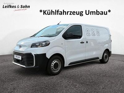 Gebraucht Toyota Proace Comfort 144 PS (105 kW) 2025 Weiß Van / Kleinbus